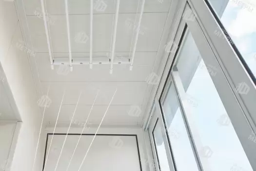 Отделка балкона панелями ПВХ с остеклением Provedal