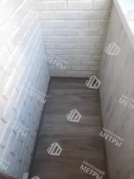 Отделка и остекление Г-образного балкона